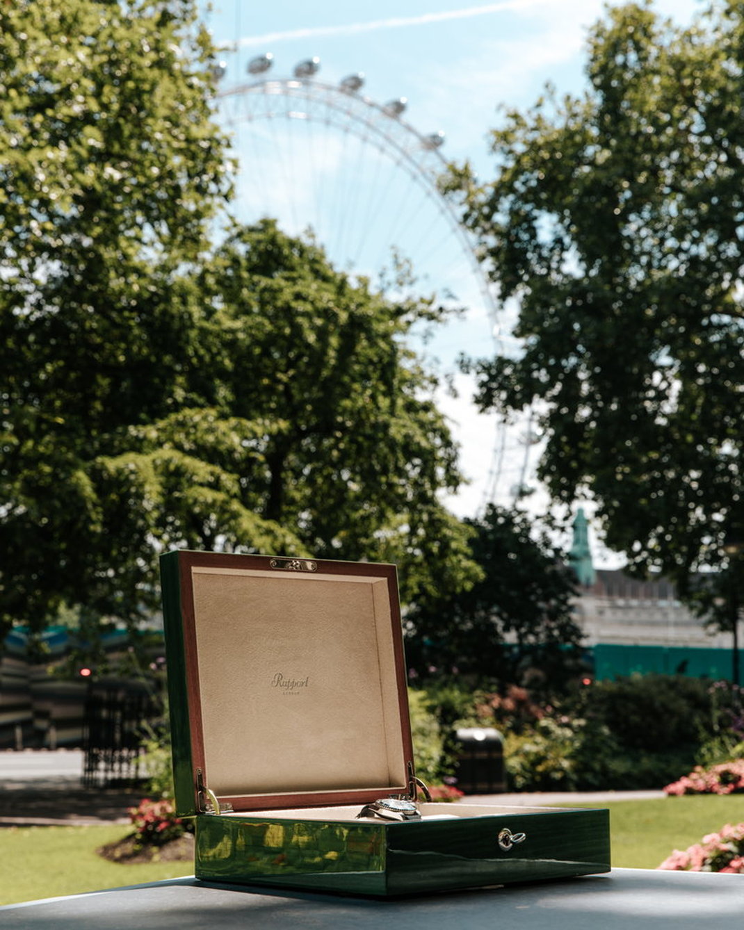 ラポート(Rapport)サムネイル