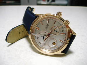 CITIZEN　eco-drive　complicationとGRAFIC (グラフィック)を組み合わせたお客様