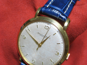 1940年代アンティークIWC 18K Cal.89、手巻きとPLUS (プラス)を組み合わせたお客様