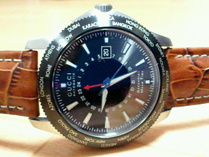 グッチG-タイムレス コレクションとPLUS (プラス)を組み合わせたお客様