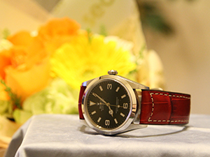 ROLEX EXPLORERとGUTTUSO(グットゥーゾ)を組み合わせたお客様