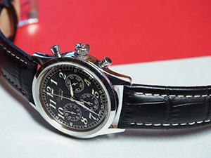 BREITLING　PREMIERとPLUS (プラス)を組み合わせたお客様