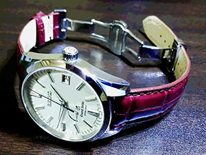 GSスプリングドライブSBGA099とAMADEUS (アマデウス)を組み合わせたお客様