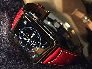 Apple Watch 38mmとGUTTUSO（グットゥーゾ）を組み合わせたお客様