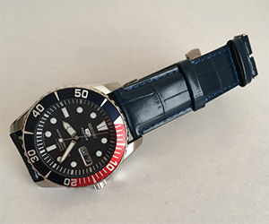 MULHOUSE (ミュールズ)とセイコー5 SNZF15J2を組み合わせたお客様