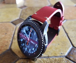 GRENOBLE（グルノーブル）と ギャラクシー ギア S3 フロンティア を組み合わせたお客様