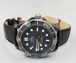 BOLLE (ボーレ)と オメガ シーマスター プロフェッショナル300 コーアクシャル マスター クロノメーターを組み合わせたお客様