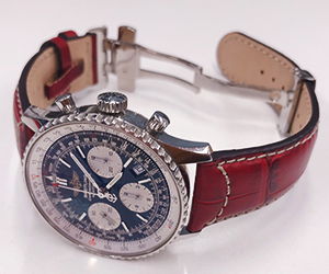 GUTTUSO(グットゥーゾ)とブライトリング ナビタイマーを組み合わせたお客様