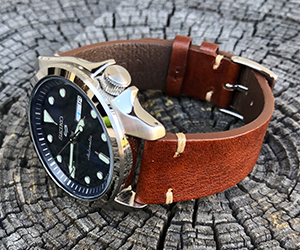 GRENOBLE(グルノーブル)とセイコー セイコー5スポーツ SBSA043を組み合わせたお客様