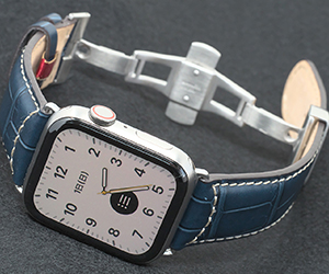 GUTTUSO(グットゥーゾ)とアップルウォッチ 6 44mm チタニウムを組み合わせたお客様