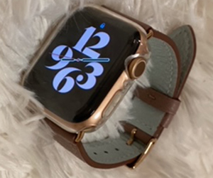 イタリアンレザーベルトとアップルウォッチ 6 40mmを組み合わせたお客様