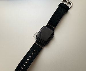 KAUAI(カウアイ)とアップルウォッチ SE 40mm スペースグレーを組み合わせたお客様