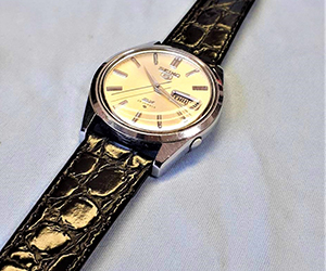 BRISTOL(ブリストール)とセイコー 5 DX 67年製を組み合わせたお客様