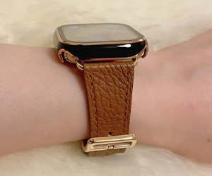 Applewatch series10とシュリンクレザーベルトを組み合わせたお客様