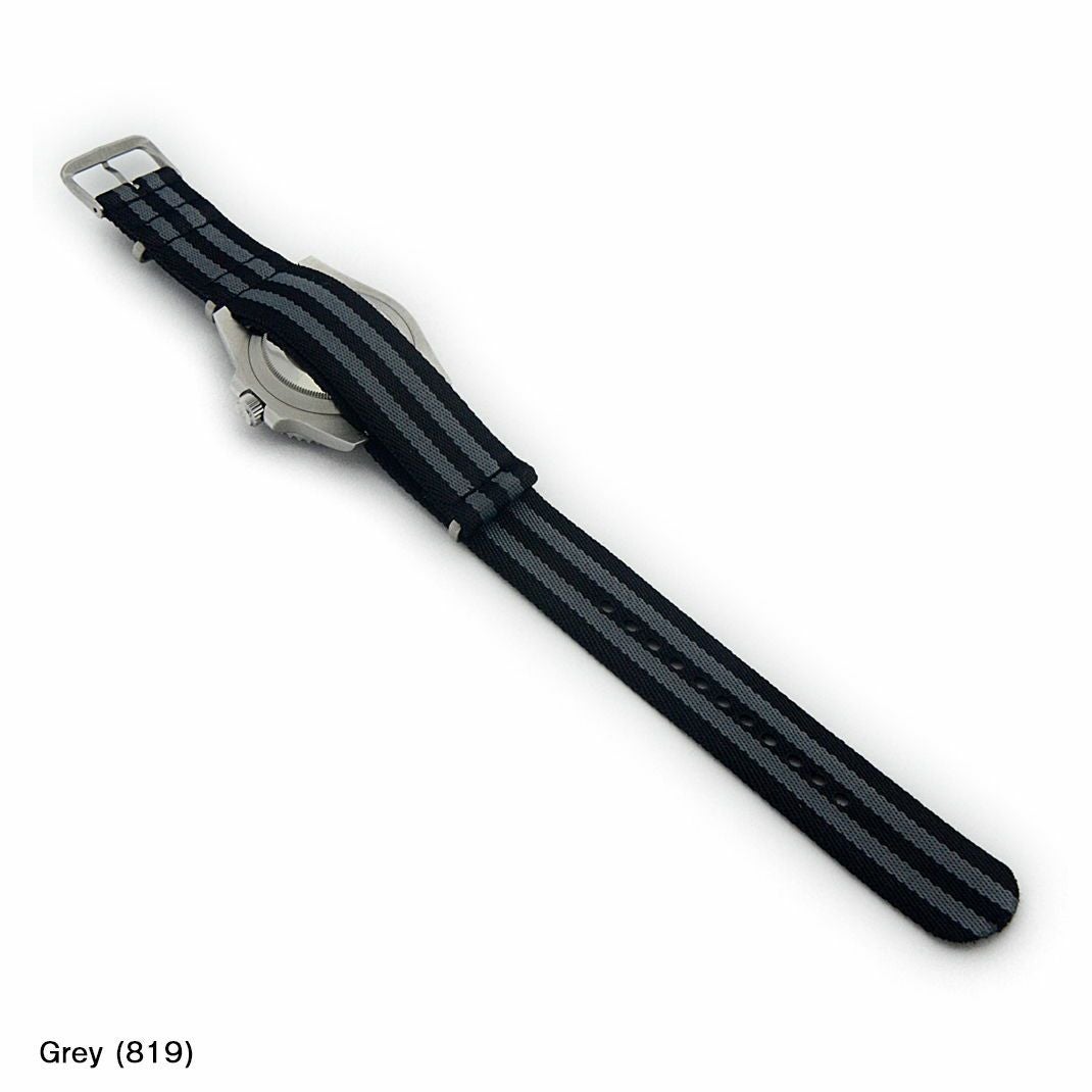 ロレックス　サブマリーナ にぴったり ARMY 装着イメージ